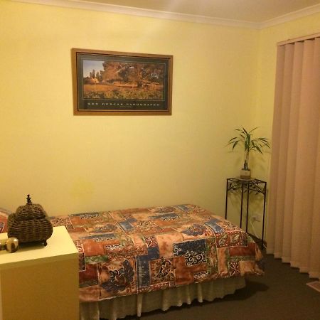 Appartement Effie Court à Springvale South Extérieur photo